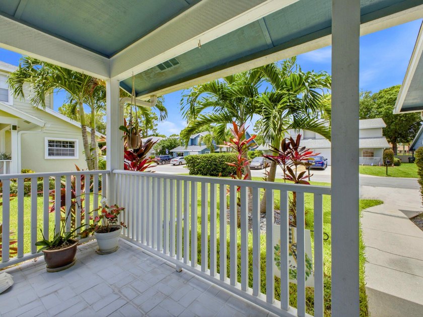 3BR/2.5BA townhome in the heart of Wellington, priced below - photo 7