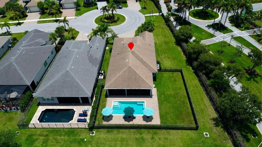 Welcome to this extensively upgraded 2-bedroom plus den, 2 1/2 - photo 4
