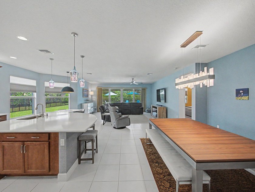 Welcome to this extensively upgraded 2-bedroom plus den, 2 1/2 - photo 7
