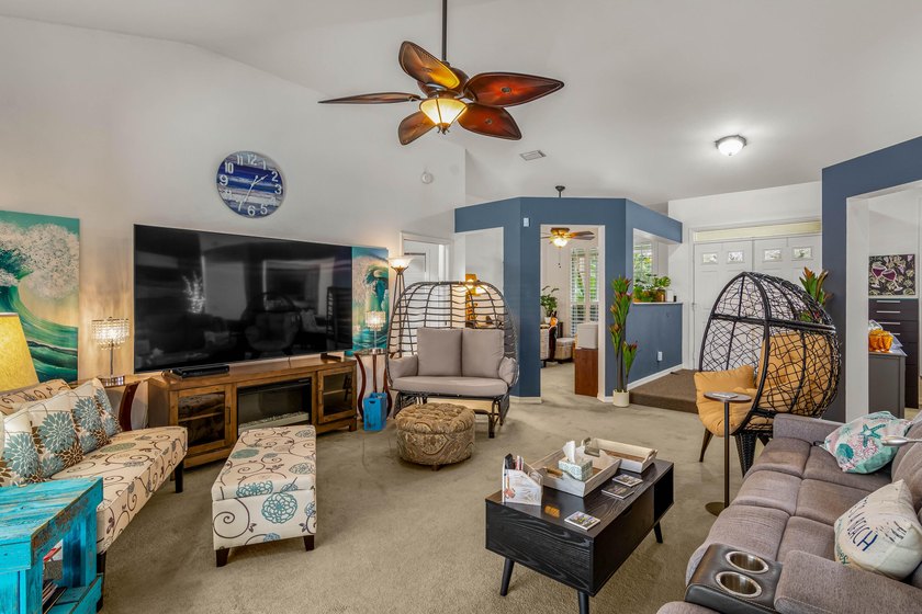 For sale for the first time, this custom built, lake front, pool - photo 19