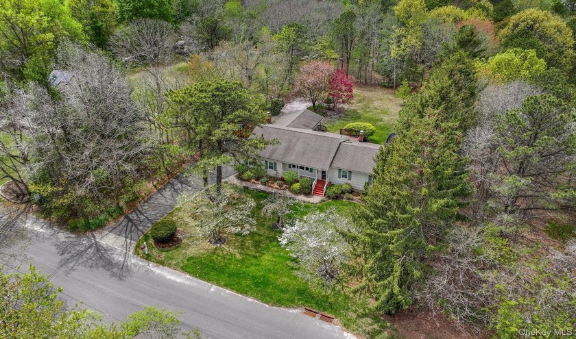 Welcome to this 1.1 acre property on the North Shore, featuring - photo 34
