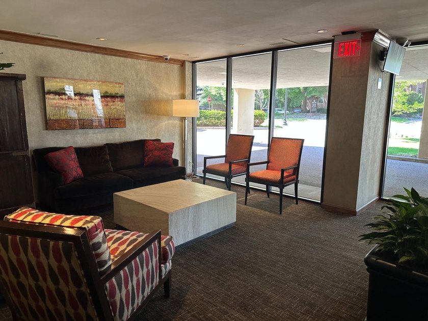 Welcome to 410 Groveland Avenue, Unit #305, an exceptional - photo 25