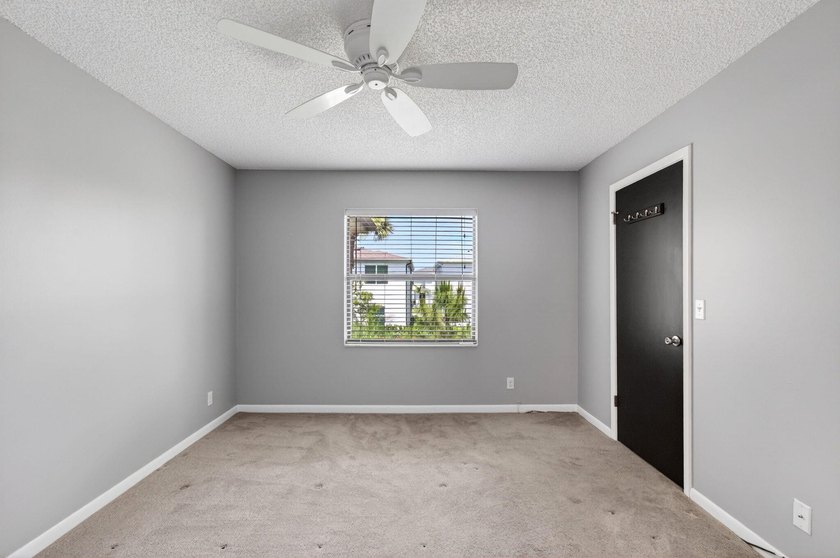 Welcome to one of the most desirable 55+ communities in Lucerne - photo 32