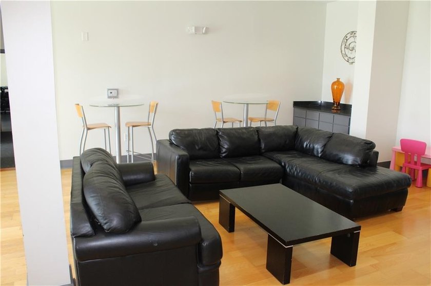 Attention Investors: Rental permits available! Fantastic - photo 42