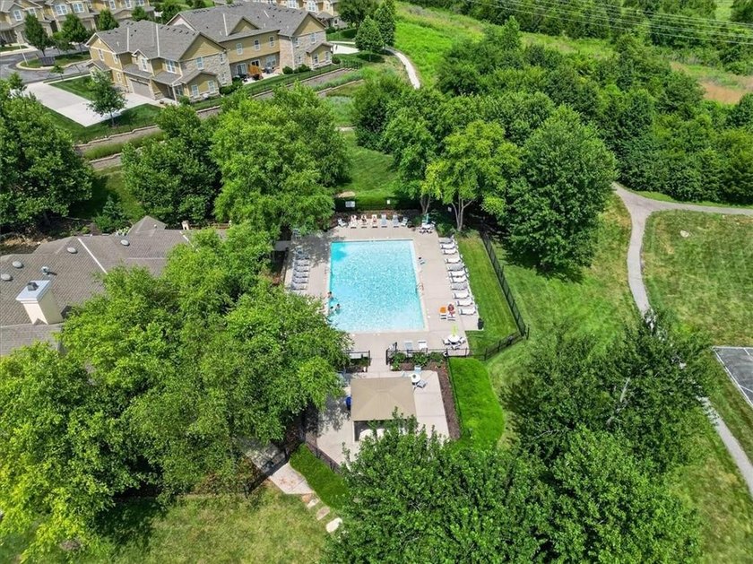 Welcome to The Retreat at Wilderness, a highly desirable - photo 31