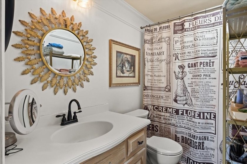 Welcome home to this well maintained, 2 bedroom 2 bath one level - photo 8