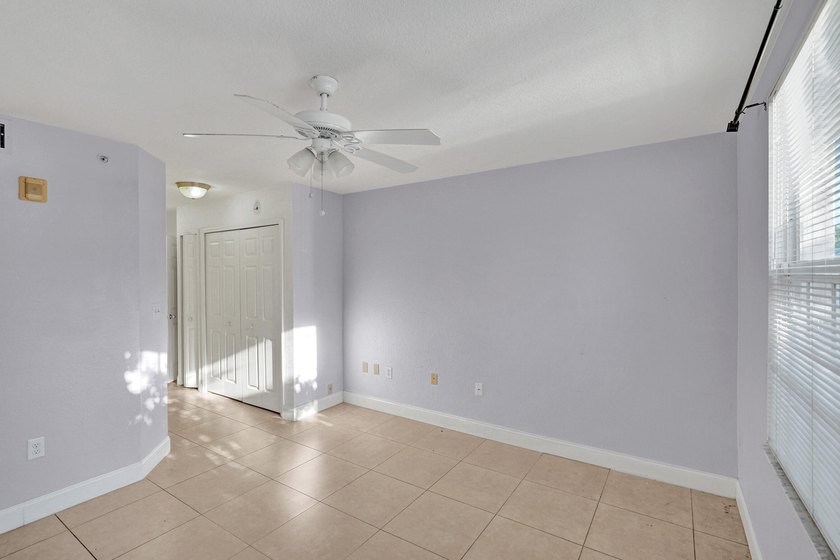 2BR/2BA first-floor condo in the gated community of Murano in - photo 15
