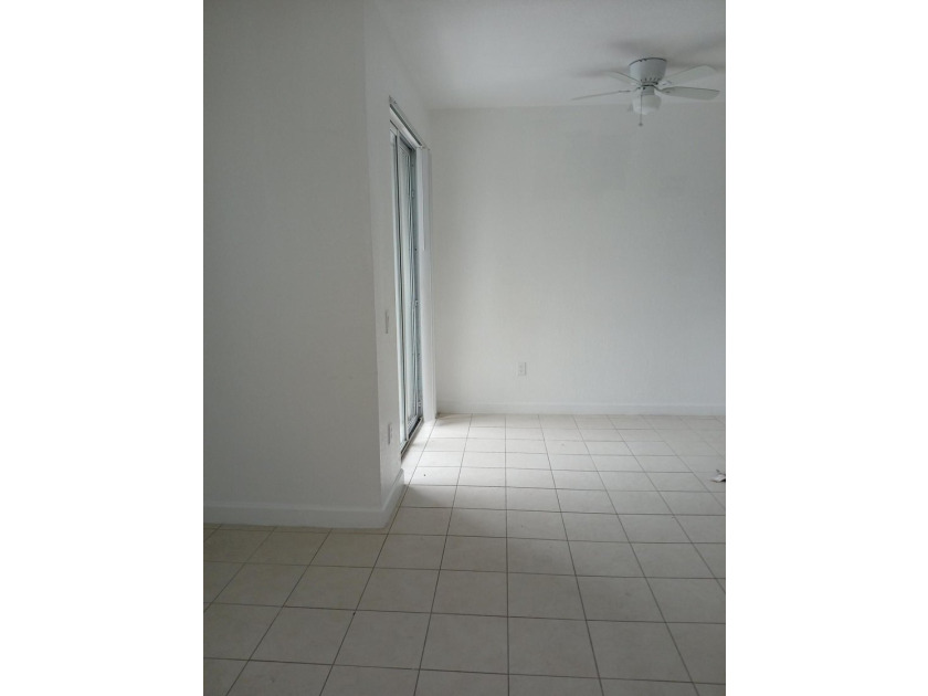 Location-Location--Awesome opportunity to find affordable - photo 5