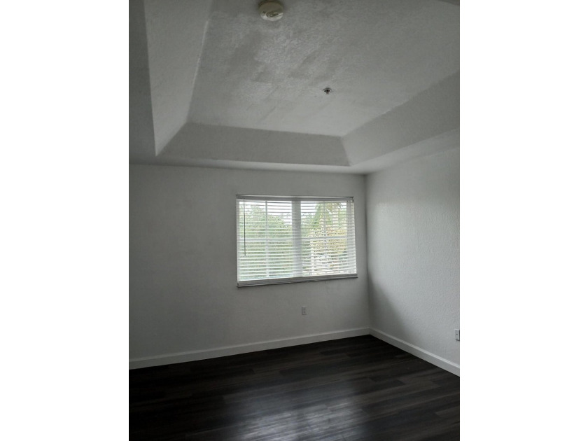 Location-Location--Awesome opportunity to find affordable - photo 7