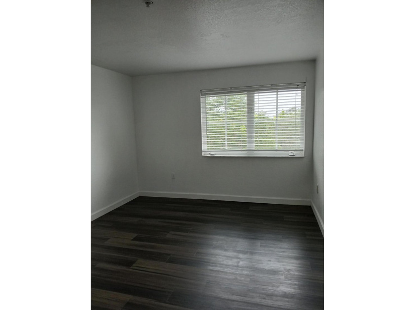 Location-Location--Awesome opportunity to find affordable - photo 8