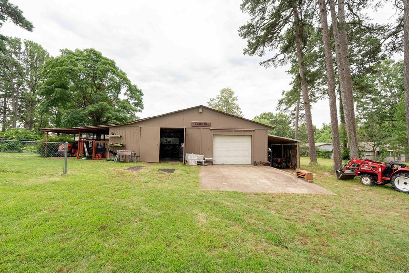 Endless Possibilities on 1.34 acres fully fenced. This - photo 44
