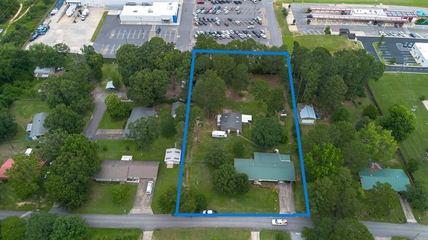 Endless Possibilities on 1.34 acres fully fenced. This - photo 46