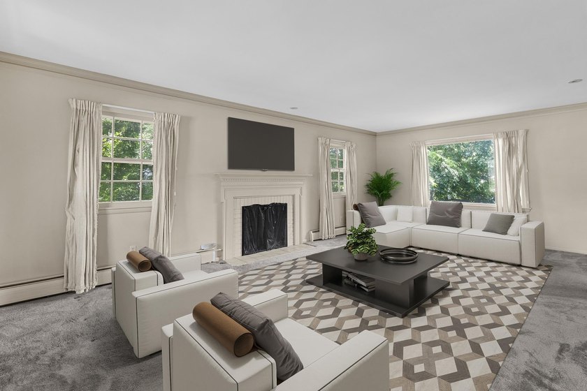 Opportunity in one of Middleton's most desirable pockets, on the - photo 12
