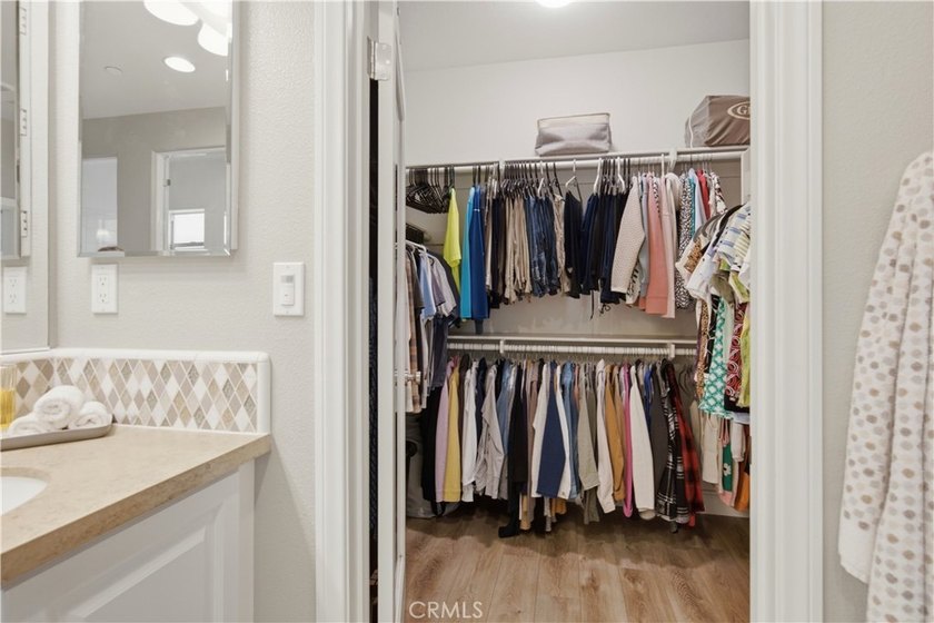 Welcome to this beautifully designed single-level home offering - photo 23