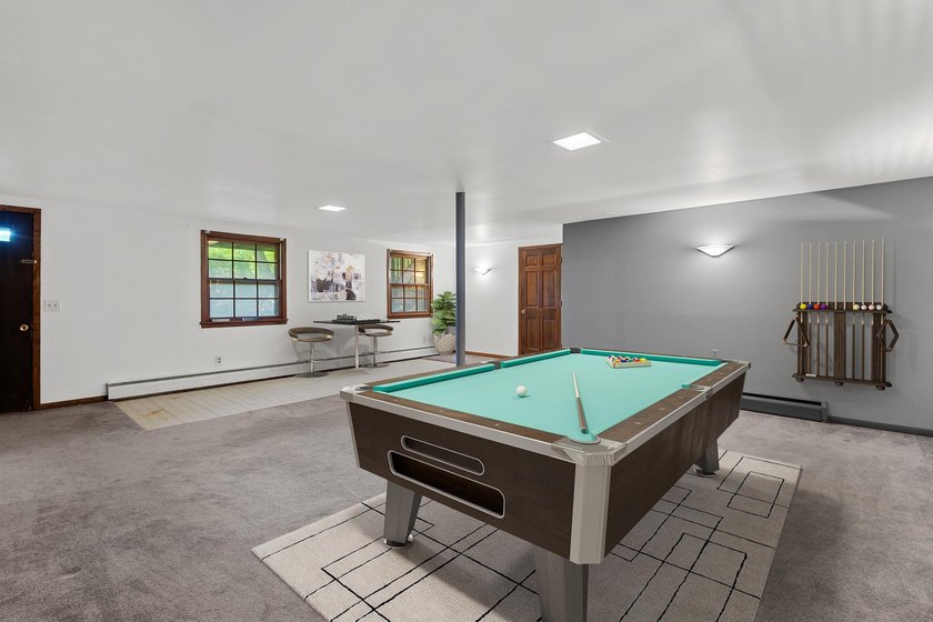 Opportunity in one of Middleton's most desirable pockets, on the - photo 28
