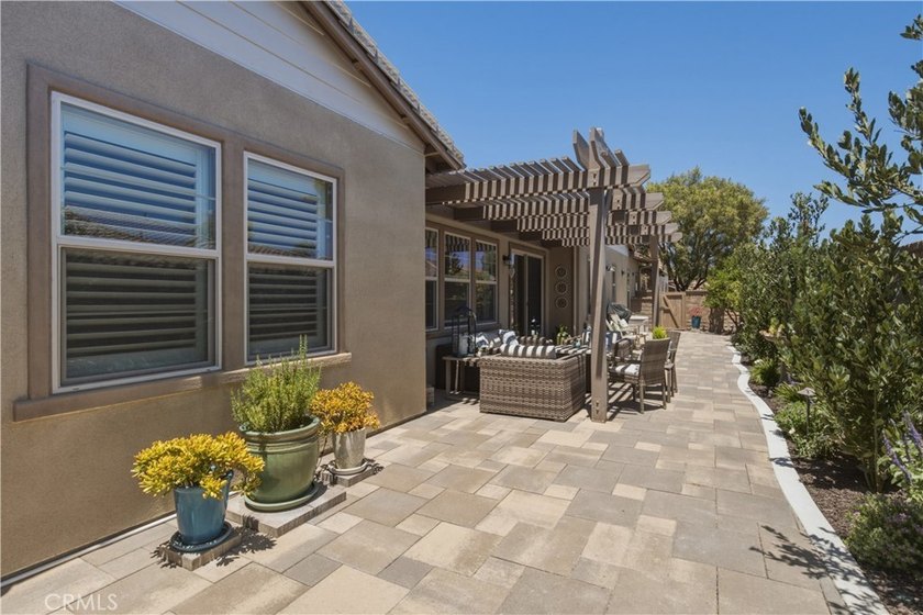 Welcome to this beautifully designed single-level home offering - photo 30