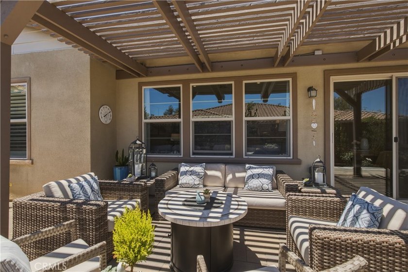 Welcome to this beautifully designed single-level home offering - photo 32