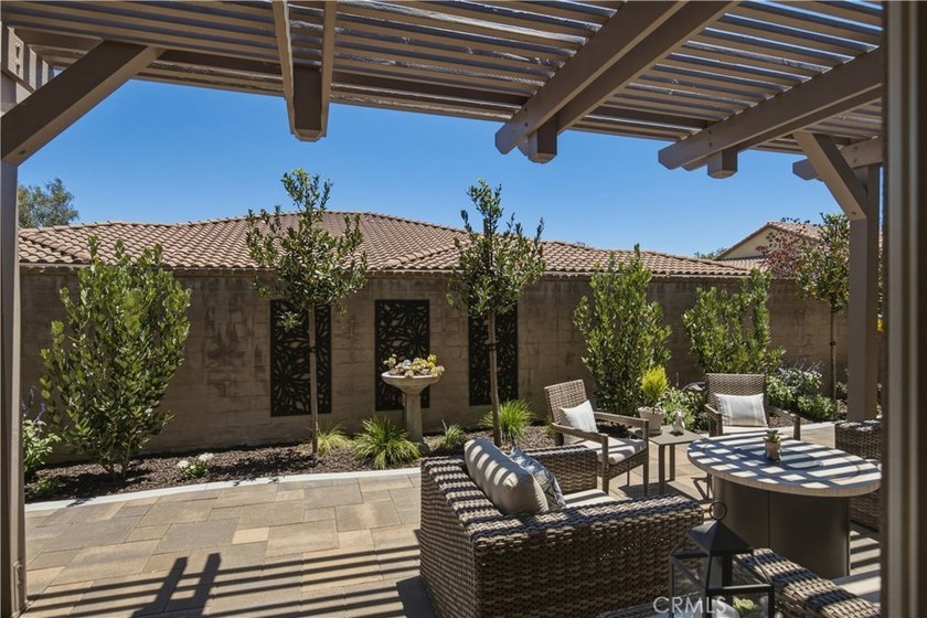 Welcome to this beautifully designed single-level home offering - photo 35