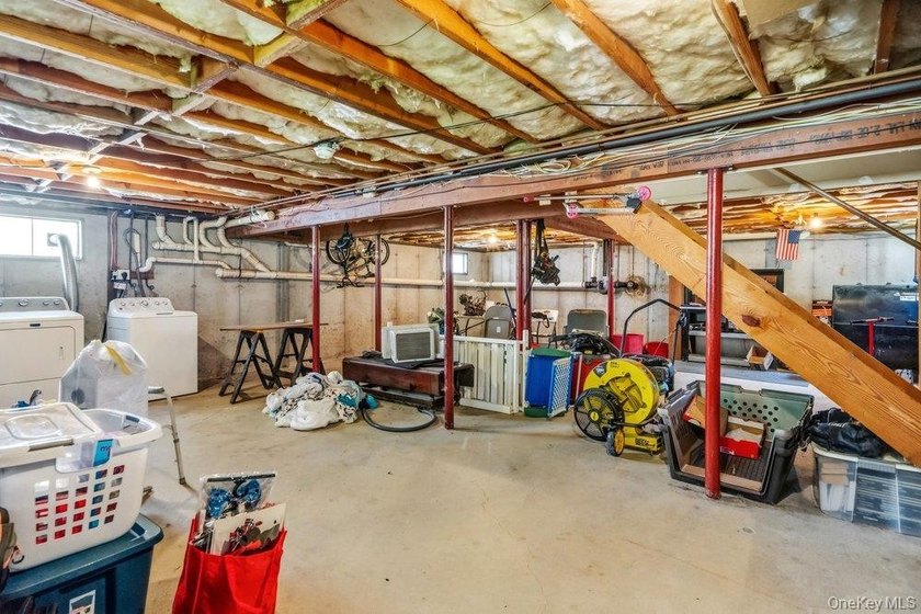 Welcome to this well maintained 3 bedroom, 2.5 bath home - photo 15