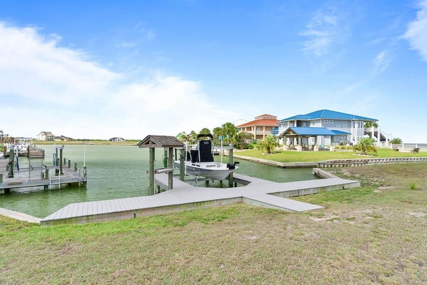 Location! Location! Location! Stunning waterfront property with - photo 33