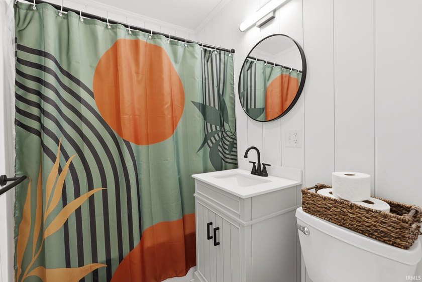 Looking for a home that's been updated and is ready for its next - photo 21