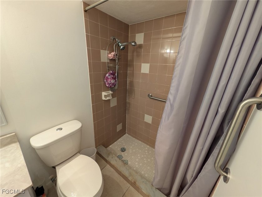 JUST REDUCED $24,000! Well priced and truly move-in ready, this - photo 21