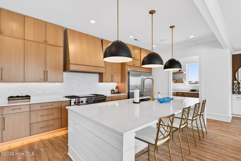 Welcome to 164 E Second Street in Ocean Isle Beach, a stunning - photo 18