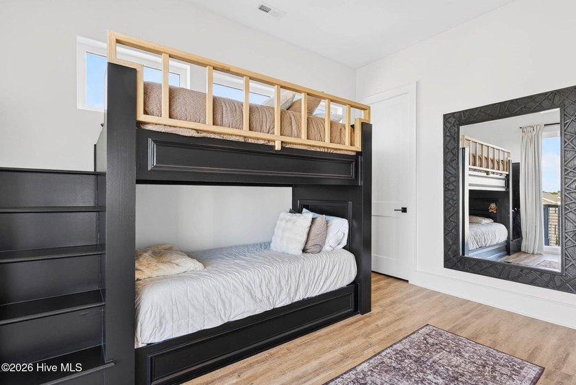 Welcome to 164 E Second Street in Ocean Isle Beach, a stunning - photo 35