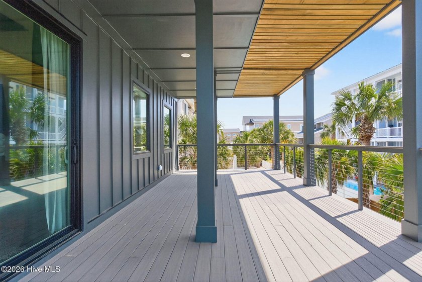 Welcome to 164 E Second Street in Ocean Isle Beach, a stunning - photo 51