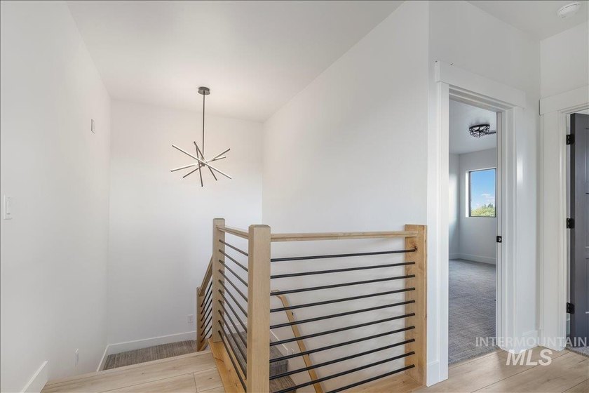Luxury, location and privacy! Located in Twin Falls newest - photo 11