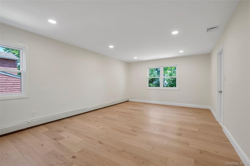 Welcome to this fully renovated Hi Ranch House in the Heart of - photo 11