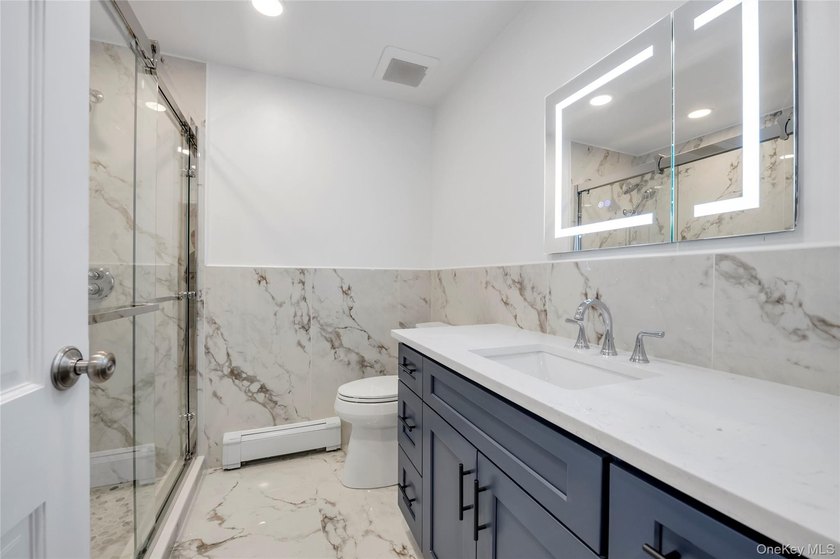 Welcome to this fully renovated Hi Ranch House in the Heart of - photo 17