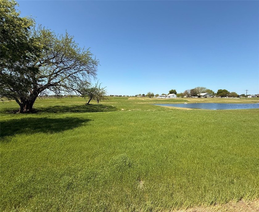 Experience peaceful country living on this beautifully appointed - photo 31