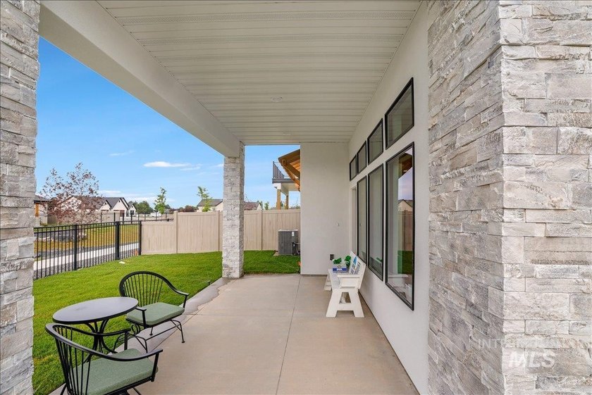 Luxury, location and privacy! Located in Twin Falls newest - photo 40