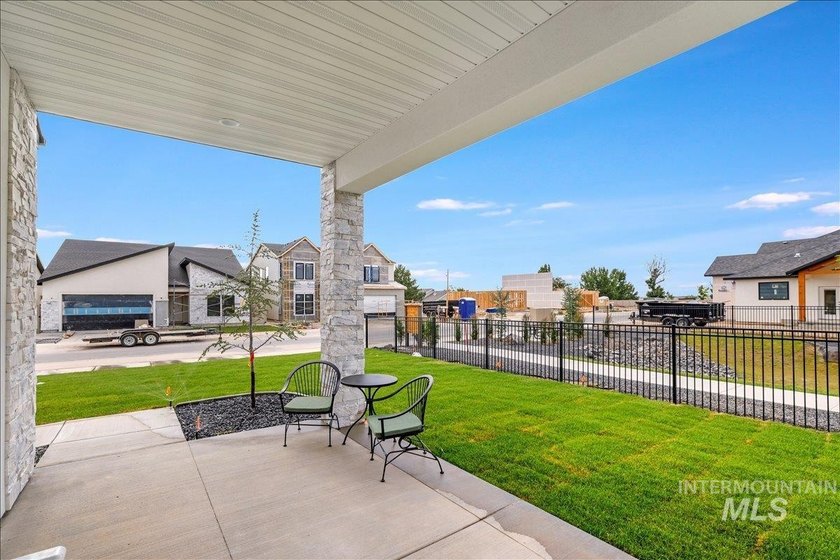 Luxury, location and privacy! Located in Twin Falls newest - photo 43