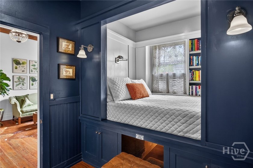 Stunning design defines this true jewel box cottage, where every - photo 17