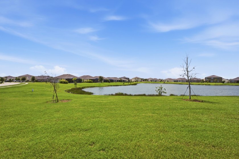 Built in 2022, this extended Cali model is ideally situated on a - photo 27