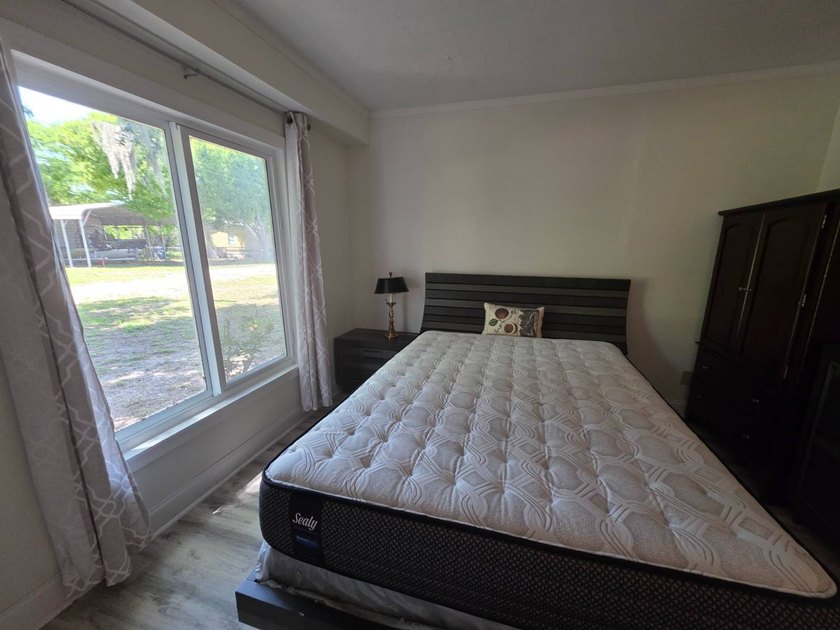 LAKEPORT - WATERFRONT ON BOTH SIDES! Discover this stunning and - photo 28