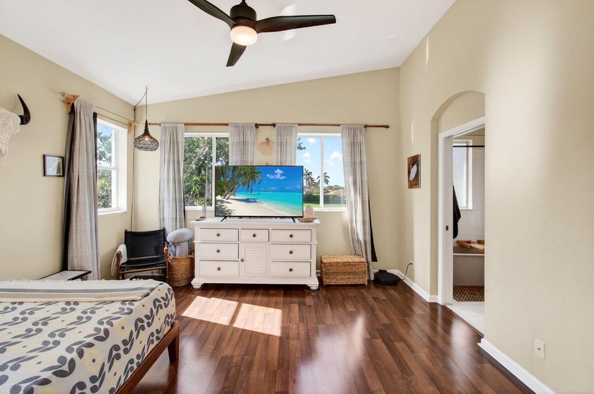 Beautifully maintained 3-bedroom, 2.5-bath townhome with a 1-car - photo 33