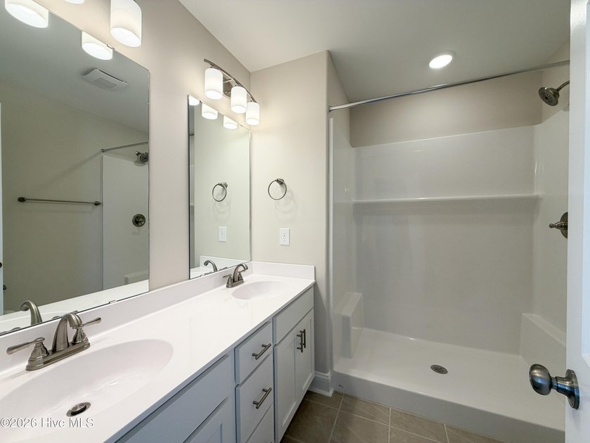 Builder is offering $10000 in buyer Use As You Choose! Welcome - photo 9