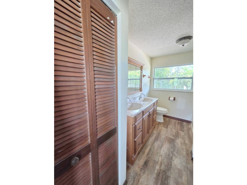 LAKEPORT - WATERFRONT ON BOTH SIDES! Discover this stunning and - photo 47