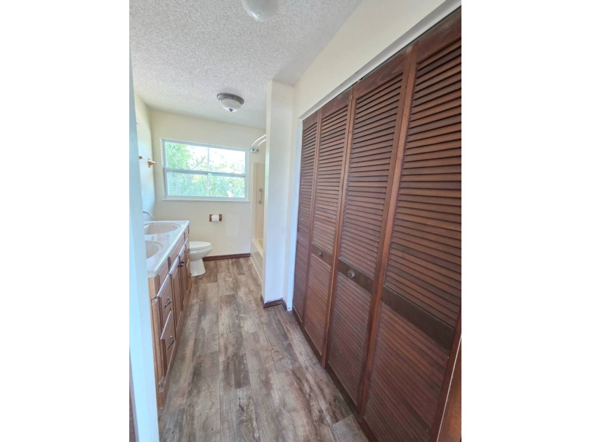 LAKEPORT - WATERFRONT ON BOTH SIDES! Discover this stunning and - photo 48