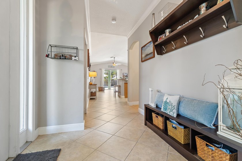 Welcome to this charming 3 bedroom, 2 bath, CBS, POOL home - photo 7