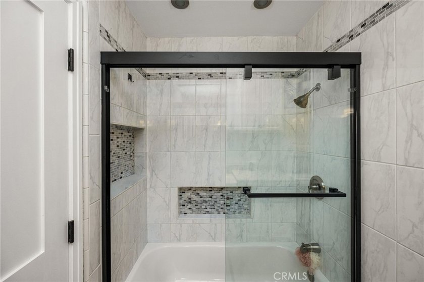 Welcome to 1921 Sherry Lane, a beautifully remodeled - photo 16