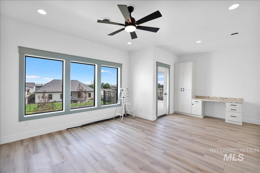 Luxury, location and privacy! Located in Twin Falls newest - photo 20