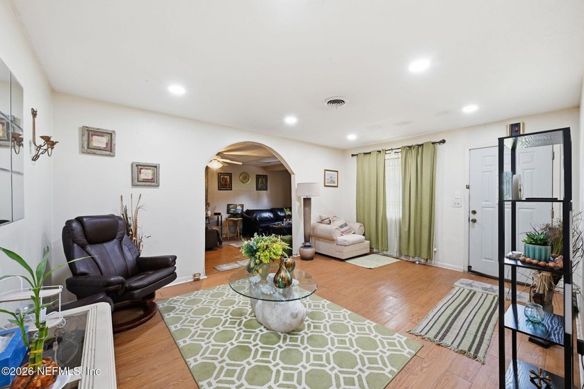 Calling all investors and buyers looking to add their personal - photo 2