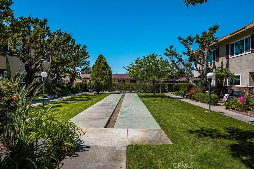 Welcome to 1921 Sherry Lane, a beautifully remodeled - photo 30