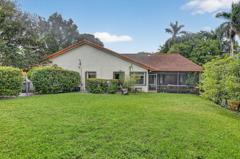 This wonderfully designed single-story home features a highly - photo 34