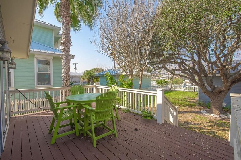 Set along historic Water Street, this beautifully refreshed - photo 49