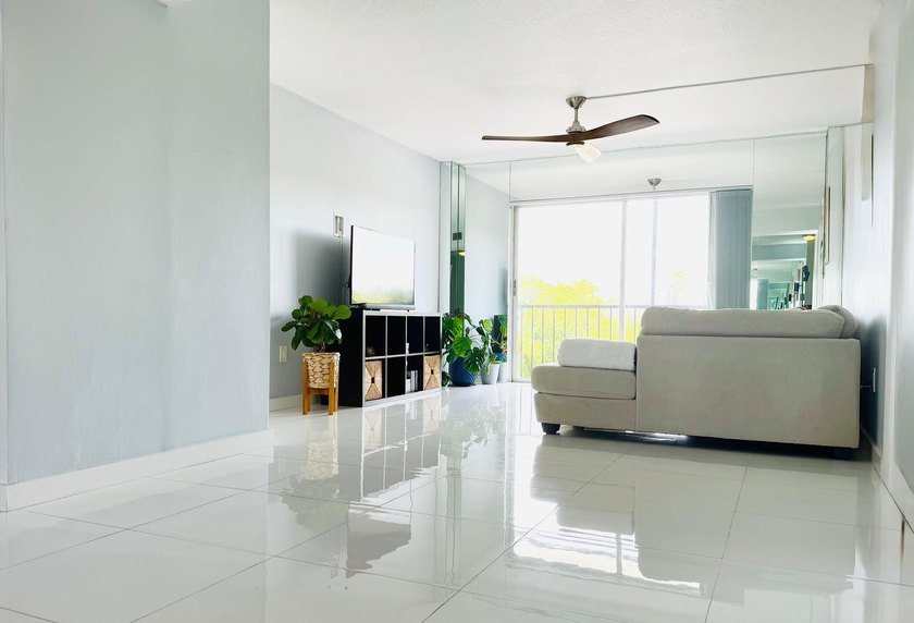 Priced Right! Cash it out with this turnkey 4th floor Highrise - photo 8